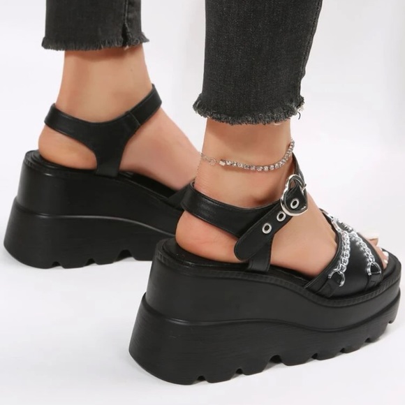 Black Heart & Chain Decor 🔥 Sandals, Punk Open Toe Ankle Strap Wedge - Picture 2 of 5